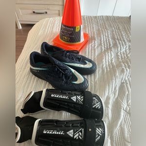 Youth INDOOR Soccer shoes